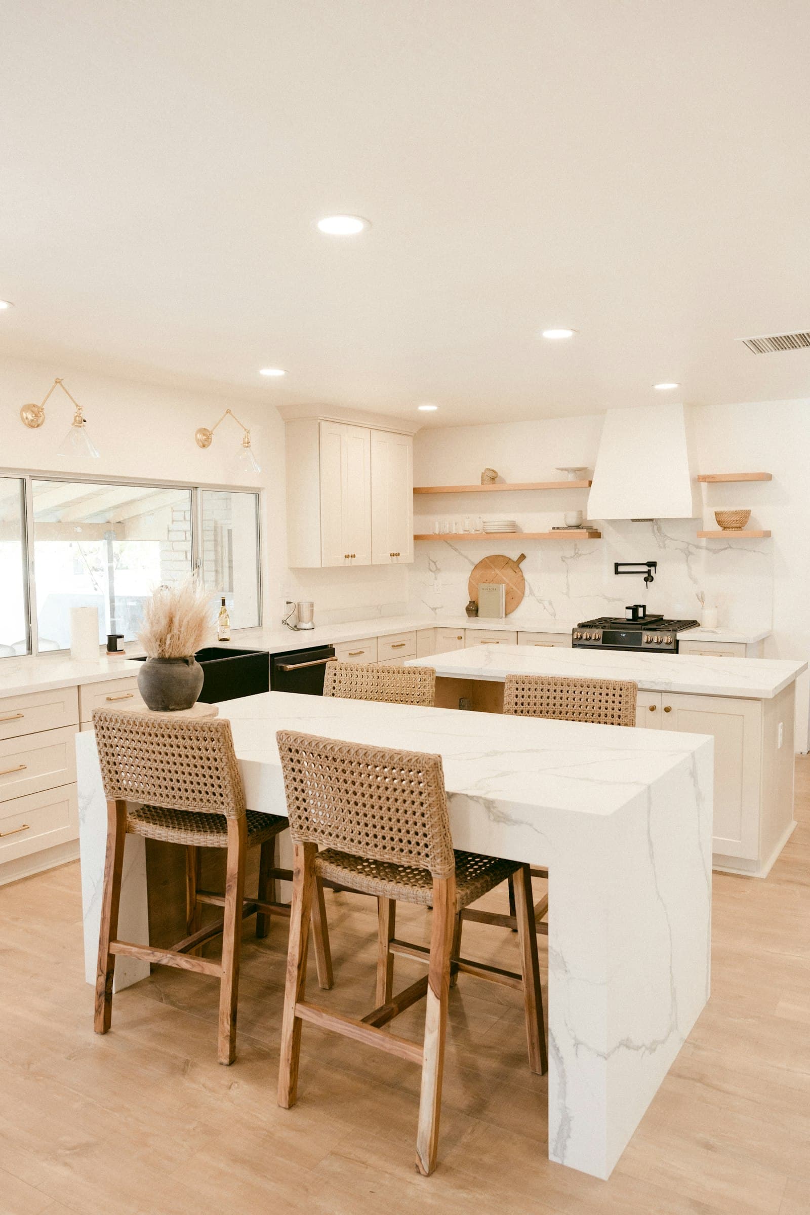 Lincoln Park kitchen remodel with custom cabinetry